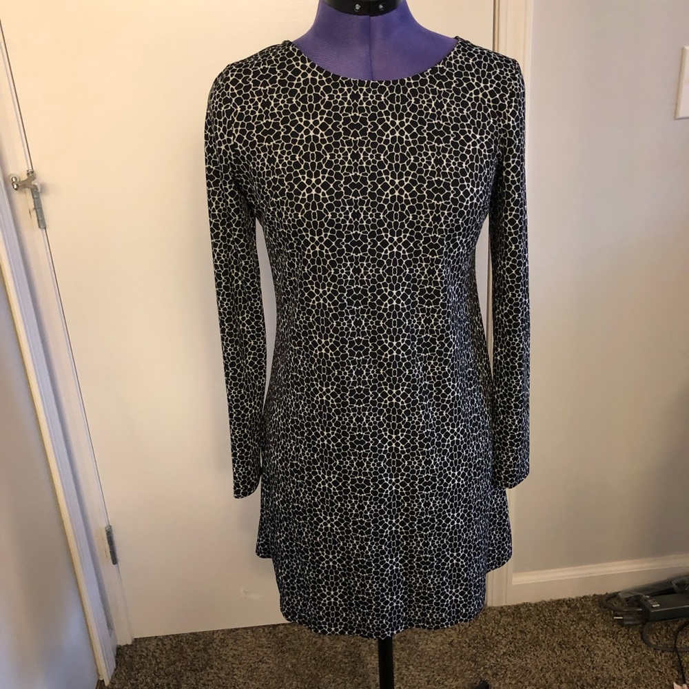 Black and white printed dress